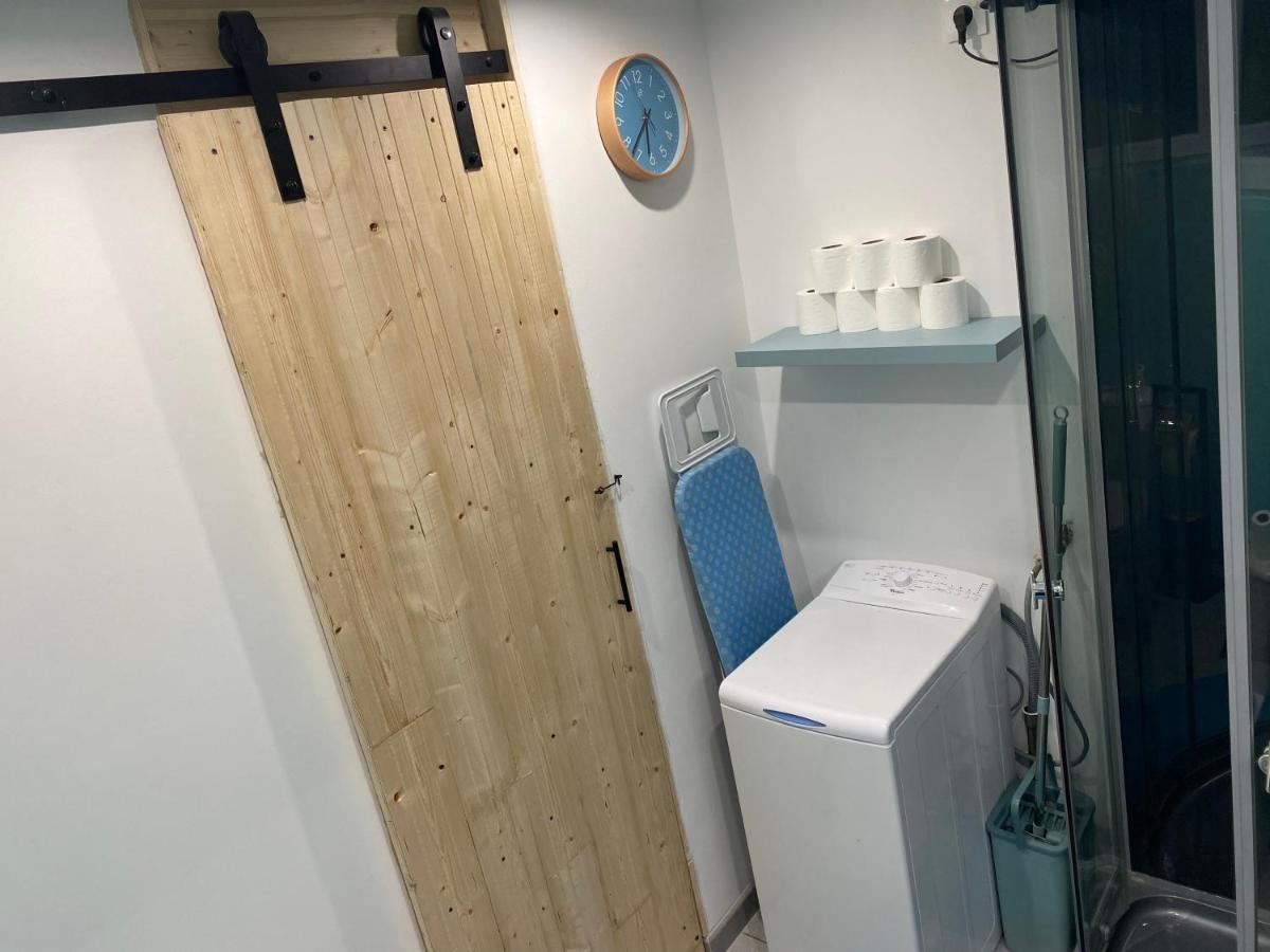 Studio 40M2 Plein Pied Avec Parking Jussac Bagian luar foto